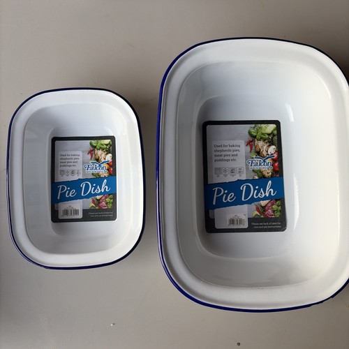 Falcon pie dishes - x,