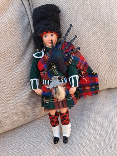 Scottish piper doll - piper, high