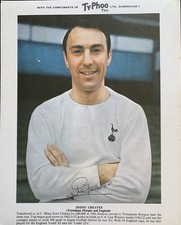 TYPHOO TEA COLLECTABLE FOOTBALL CARD JIMMY GREAVES LEGENDARY TOTTENHAM STRIKER