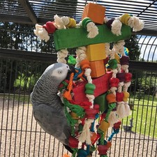 Chewtastic Wood & Rope Parrot