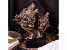 Howling Wolves Bust Figurine