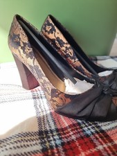 VGC High Block Heel Bronze