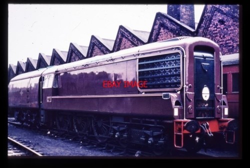 Photo gas turbine loco no - br,