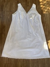 Vintage made the - uk, white