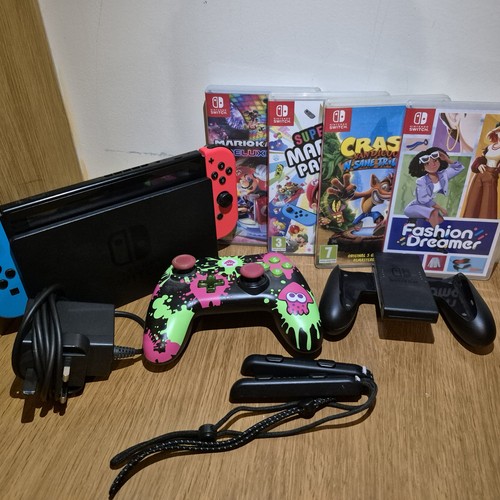 Nintendo switch console bundle - console,