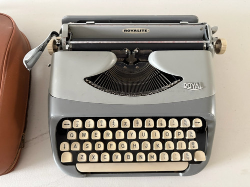 Vintage royal royalite - royal,