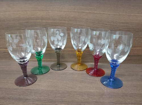 Six wine glasses - wine,