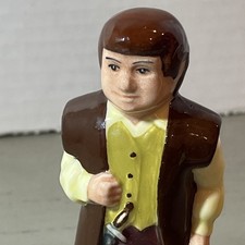 Royal Doulton Bilbo HN2914