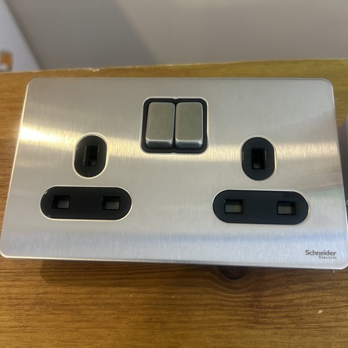 1no schneider stainless - 1no,