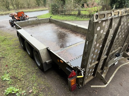 Ifor williams gh146 - gh146, axle
