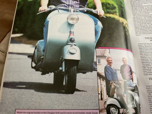 Vespa douglas scooter - vespa,