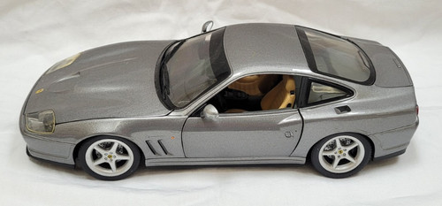 Hot wheels ferrari 550 - hot,