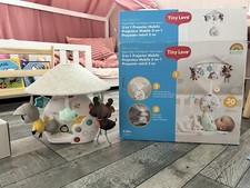 Tiny love projector - tiny, 1