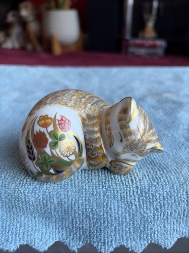 Royal crown derby - crown,
