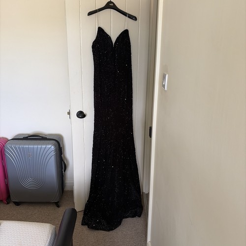 The most gorgeous black ball - the,