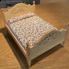 12th Scale Pine Bed For Dolls