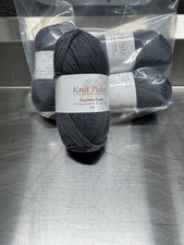 Knit Picks Essential Solid