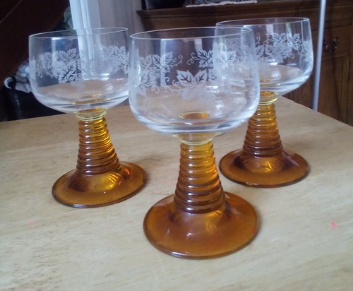 French amber hock glasses - , with