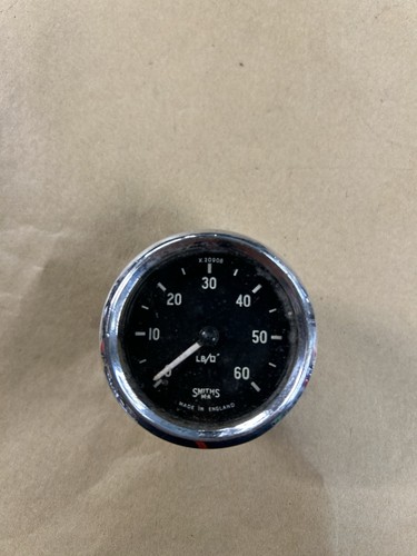 Smiths oil pressure gauge - oil,