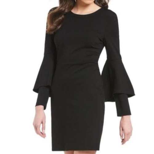 Halston size medium - by,