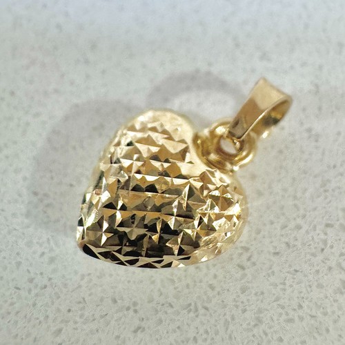 9ct yellow gold - 9ct, diamond