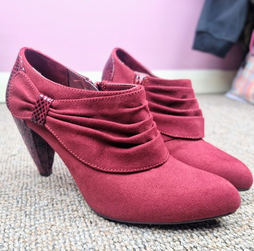 Womens burgundy suede - m&s,