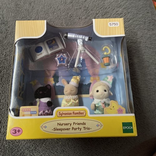 Sylvanian families nursery - families,