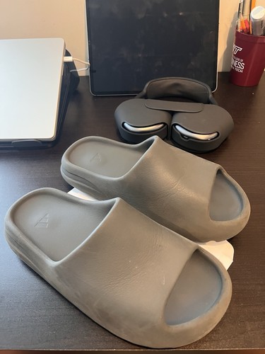 Adidas yzy slides - size, 10