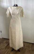 Vintage Elegant 1960’s Ivory