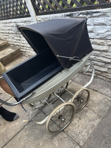 Silver cross pram - cross,