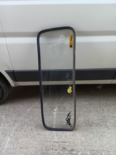 Bay window campervan - window, t2