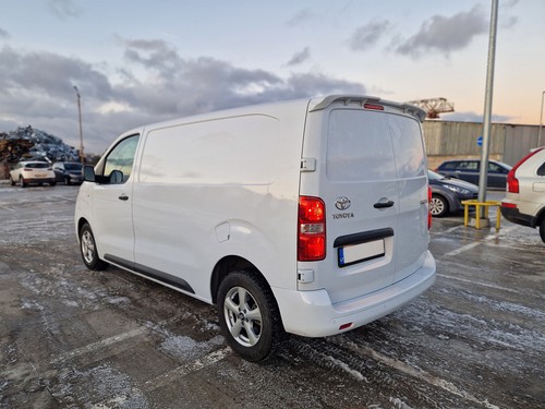 Rear roof spoiler barn - rear, v.2