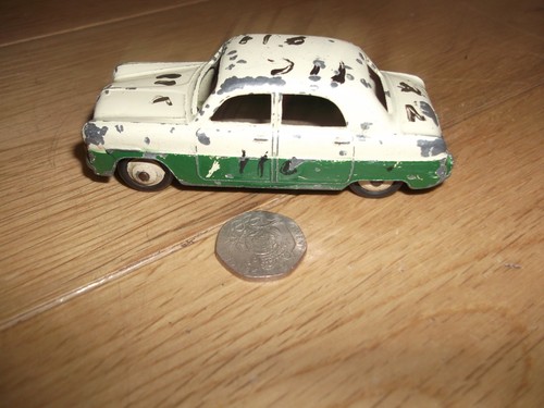 Dinky toys ford zephyr car - dinky,
