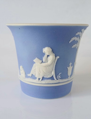 Wedgwood jasper antique blue - antique,