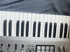 Korg Kontrol49 Midi Keyboard Controller with USB Cable Tested and Working