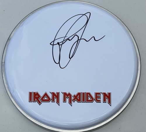 Iron maiden signed 10 - maiden,