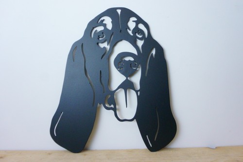 Bloodhound metal face wall - metal,