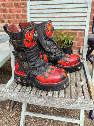 New rock reactor red - rock,