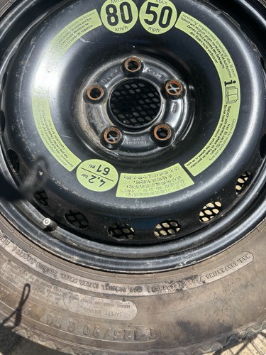 Mercedes class space - 16",