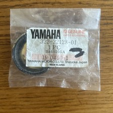 YAMAHA Cover, Thrust 1