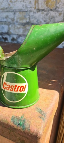 Vintage 1969 half pint castrol - pint,