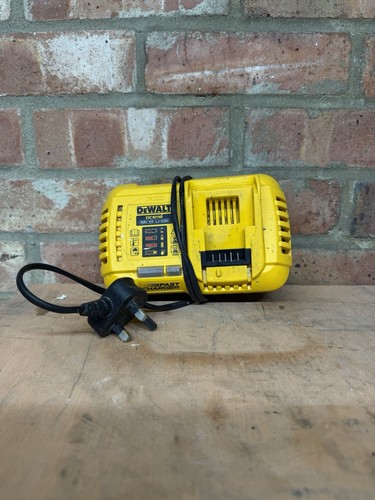 Dewalt dcb118 18v - dcb118, fast