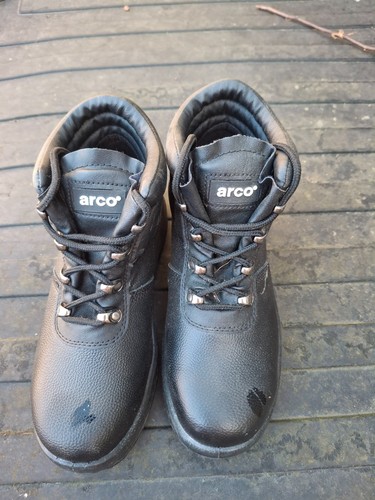 Ladies steel toe cap boots - toe,