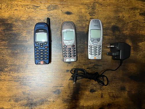 Nokia vintage retro mobile - 3x,