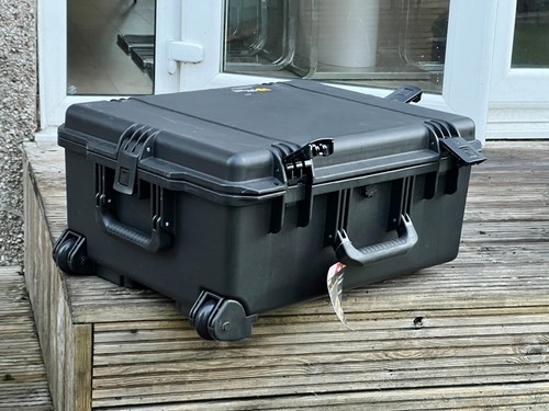 Demo peli pelican storm im2720 - peli,