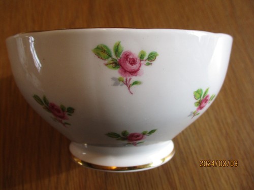 Vintage roslyn royal albert - (royal,