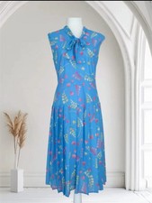 Vintage 1970s Blue Sleeveless