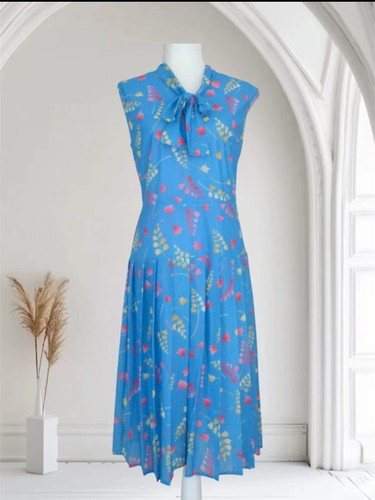 Vintage 1970s blue sleeveless - 1970s,