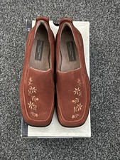 Hush Puppie Loafers Women’s