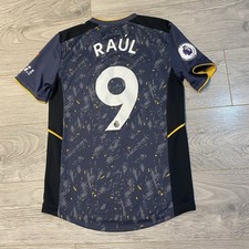 Wolverhampton Wanderers 2021/22 Away Shirt with Raul 9 on the back